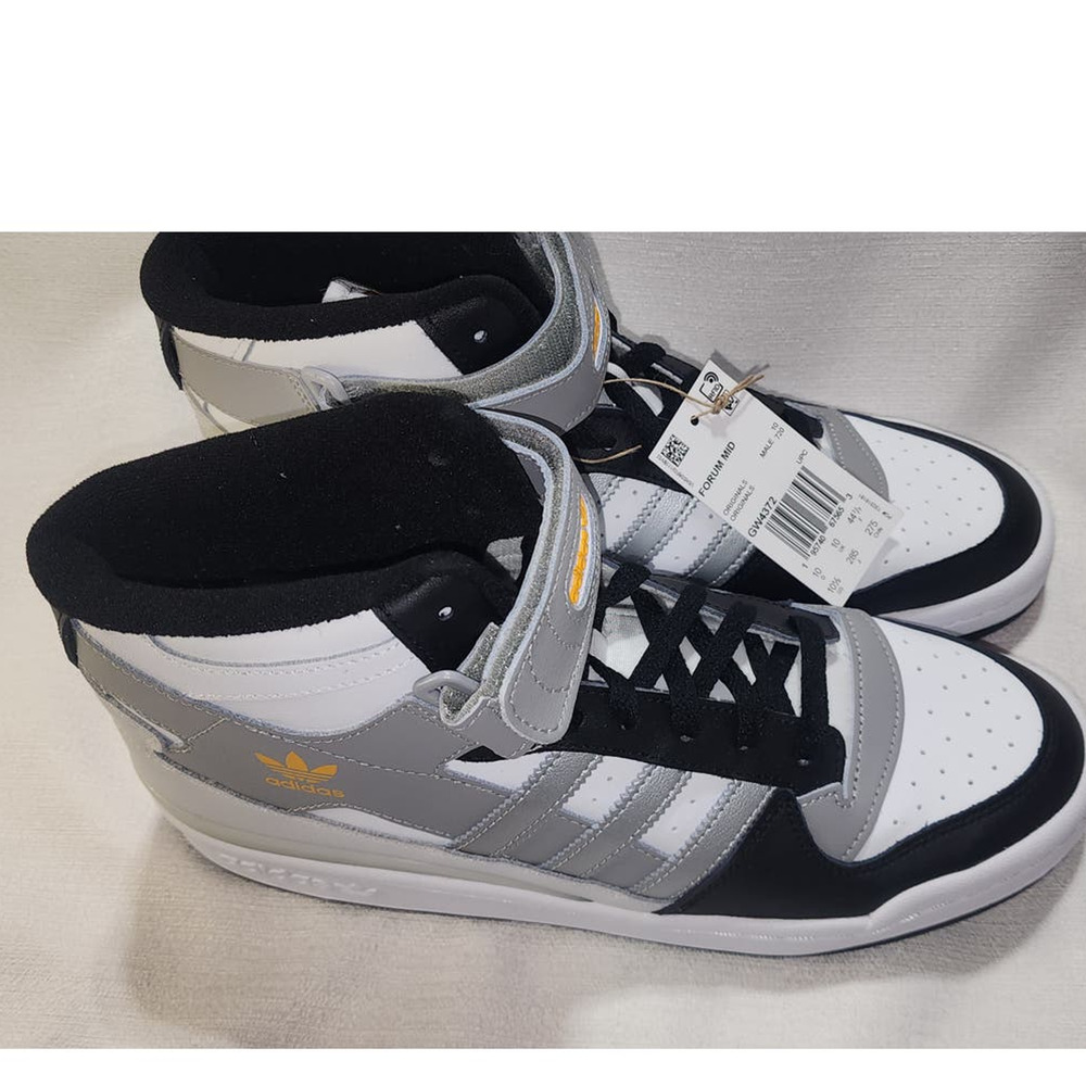 Adidas forum mid comfort size 10.5 black/white/silver